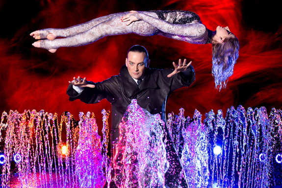 Шоу воды , огня и света!